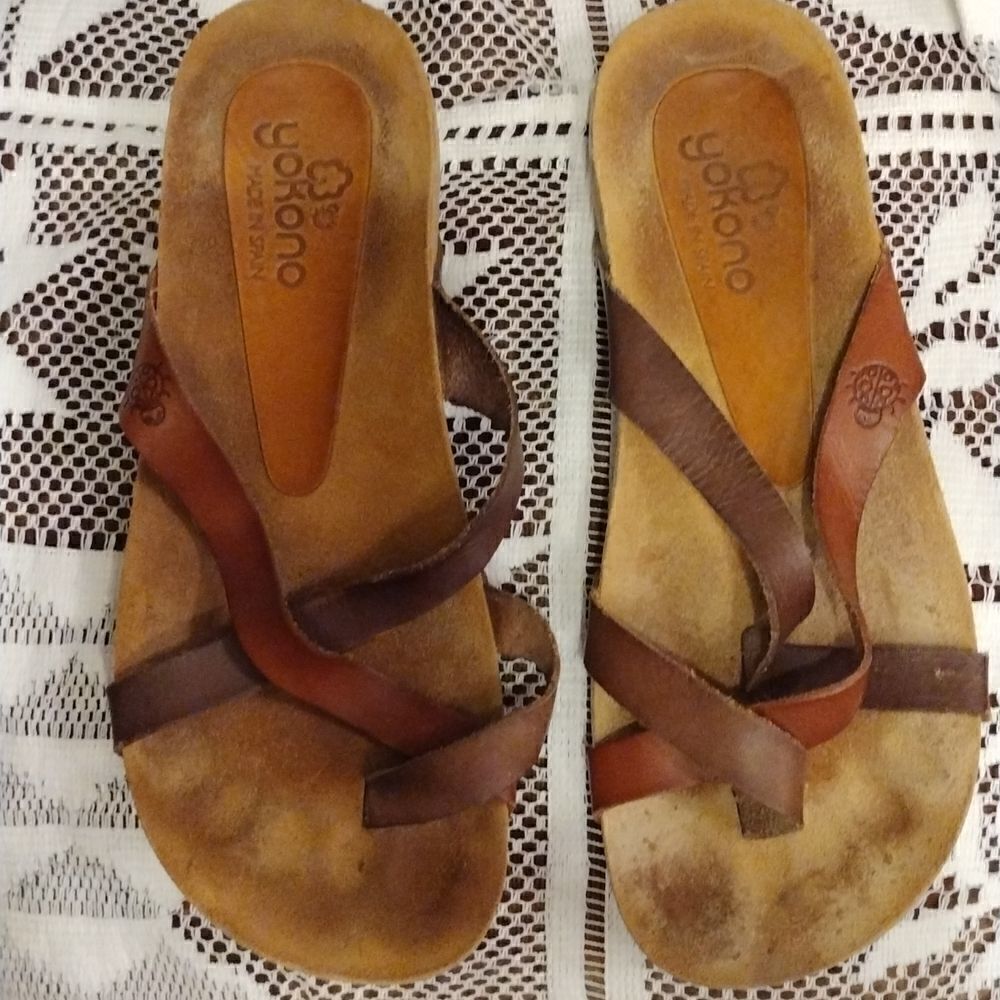 Yokono sandals
